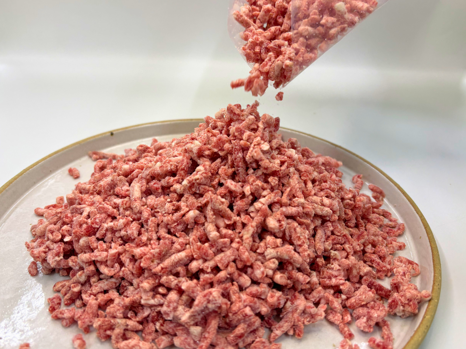 ＼新商品／ 使いたい分だけ使える！パラパラ里山牛ミンチ 500g